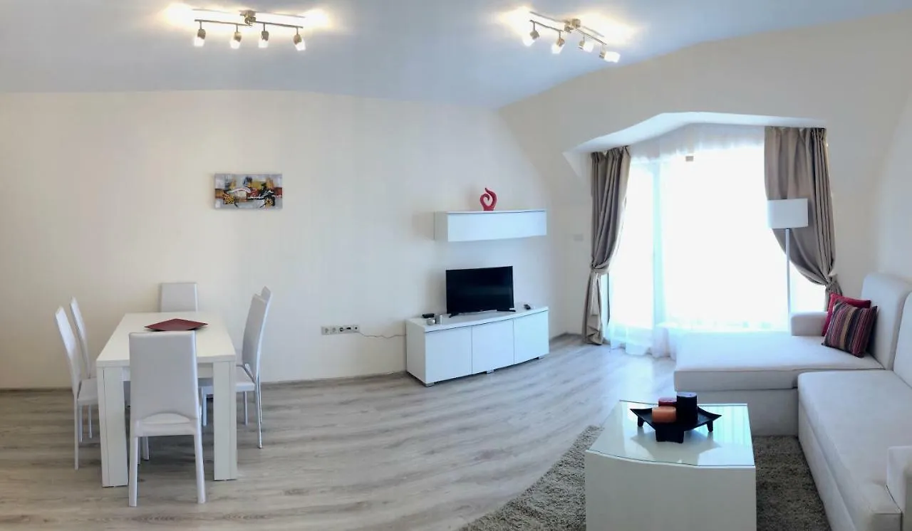 Varna South Bay Beach Residence בולגריה